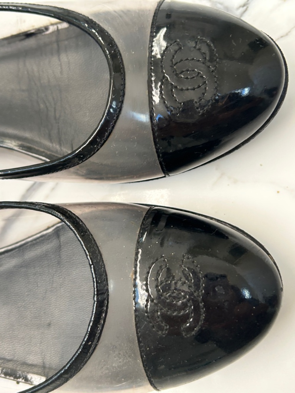 CHANEL Black Patent Cap-Toe Clear PVC Ballet Flats - Picture 2 of 13